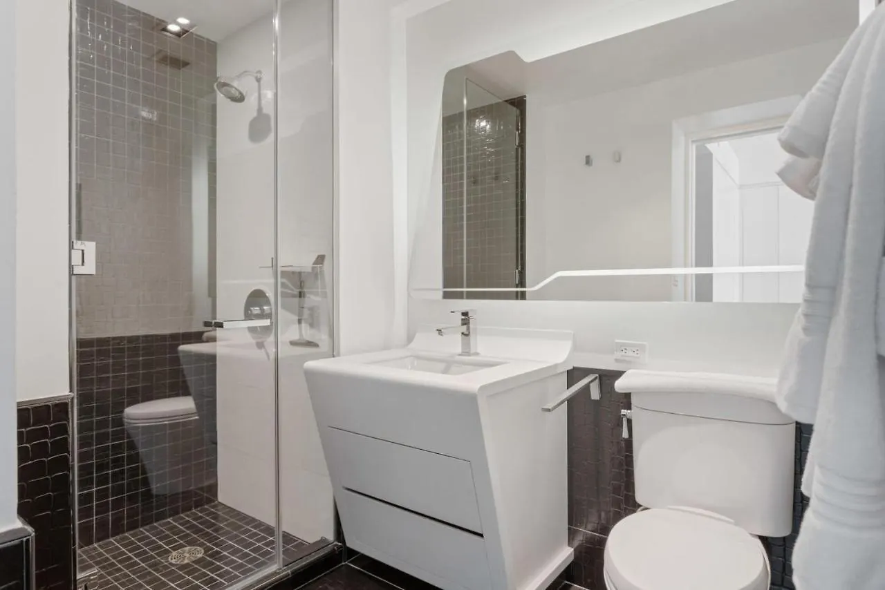 Financial District Studio W Wd Gym Elevator Nyc-1367 New York USA